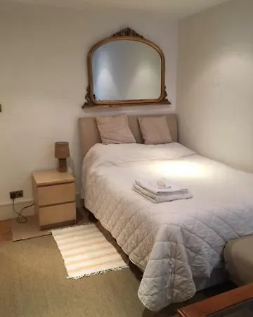 Chelsea Bnb